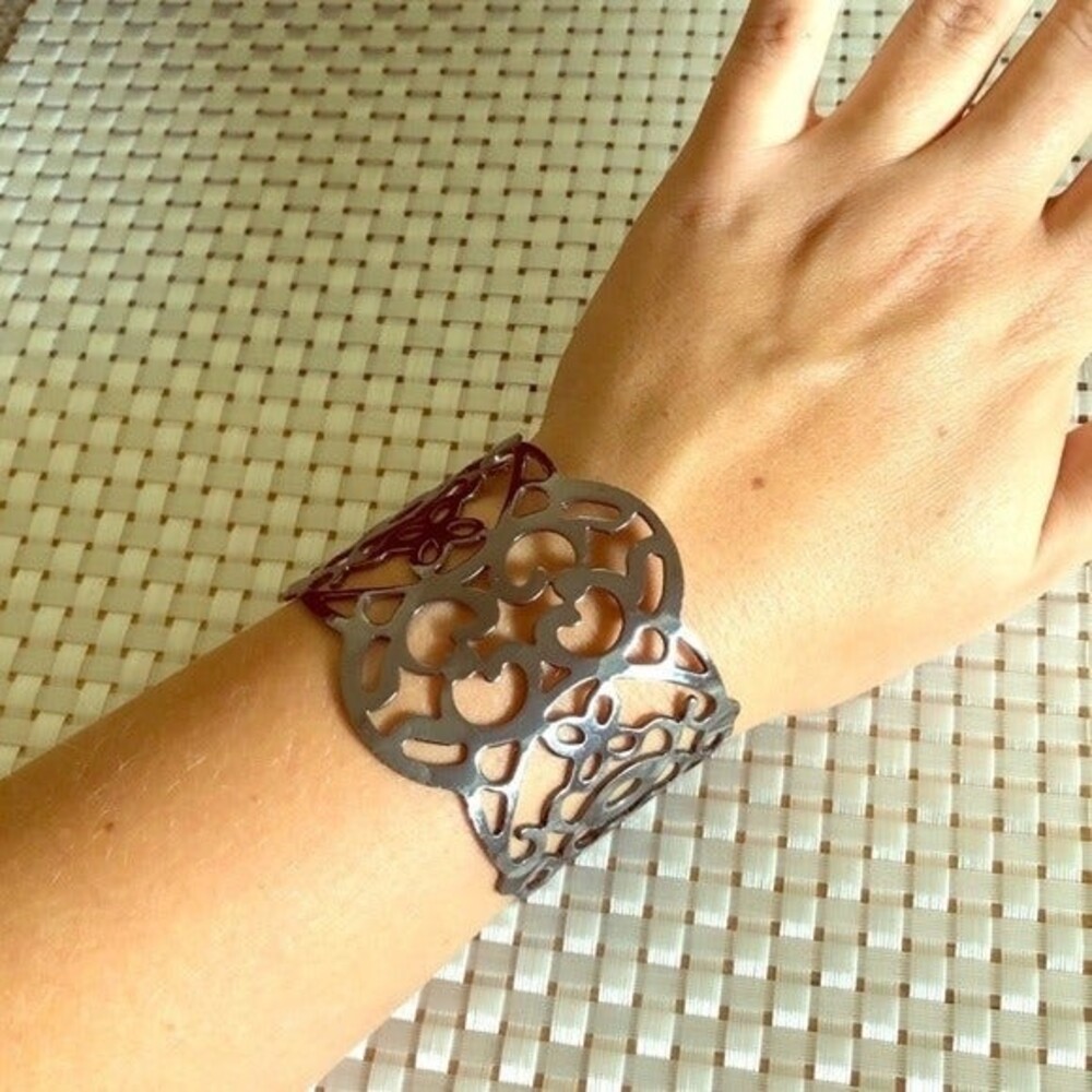 Beautiful Gray Silver metallic Bracelet